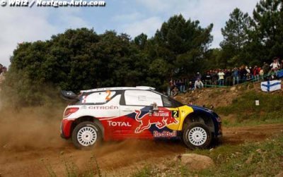 Ogier se laisse glisser au pied du podium 
