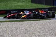 Hamilton parle d'un 'retour à la réalité' brutal... et tacle Verstappen