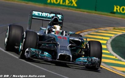 Hamilton recovers to take top spot in second practice