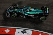 Septième, Alonso s'est 'amusé', Stroll déplore un choix 'stupide'