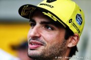 Sainz not expecting big McLaren boost in 2019