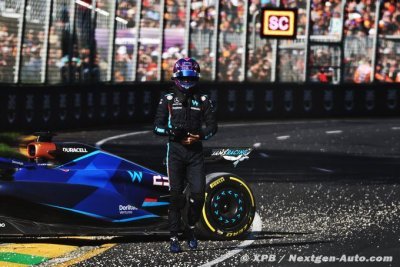Double abandon pour Williams F1, Albon ’en colère’ contre lui-même