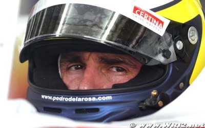De la Rosa a moulé son baquet chez HRT