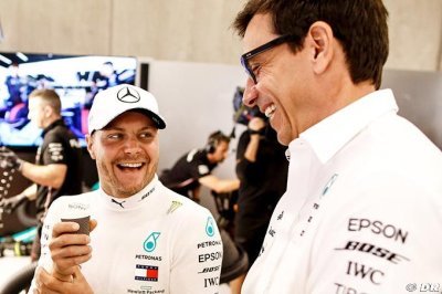 Wolff dédie le 6e titre consécutif de Mercedes à Niki Lauda