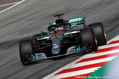 Mercedes a analysé les casses de Bottas et Hamilton