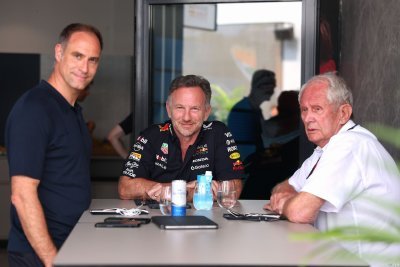 Horner&nbsp;: Nous pensons uniquement au 5e titre de Verstappen, pas à sa clause de sortie