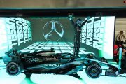 'Ces F1 sont des pochettes surprises' : Wolff 'n'aurait pas cru' à une victoire de Mercedes