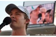 Long Williams stint 'not ideal' admits Rosberg