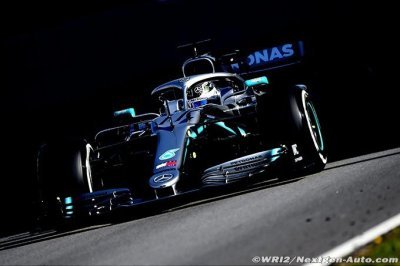 Pérez se demande si Mercedes n’a pas conçu deux W10 différentes