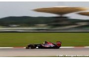 Vergne gêné par une Marussia en Q1