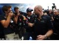 Vettel vows to 'fight hard' despite huge lead