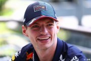 Verstappen répond à l'offre de 150 millions € faite par Mercedes F1