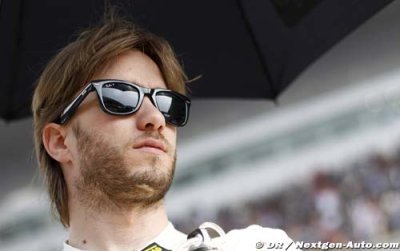 Heidfeld doubts Vettel to secure title in Singapore