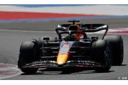 Verstappen veut tenter de gagner face à Ferrari en Hongrie