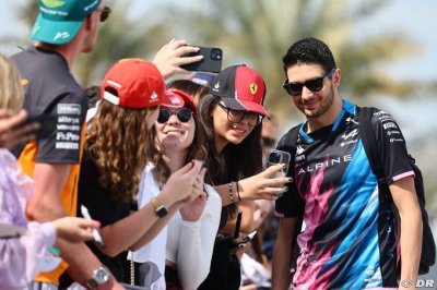 Ocon admits ’chats’ about 2025 now taking place