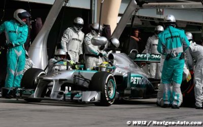 Mercedes et Ferrari se disputent le record des arrêts aux stands