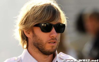Officiel&nbsp;: Heidfeld remplace De la Rosa chez Sauber