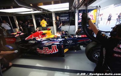 Vettel receives reprimand after blocking Alonso