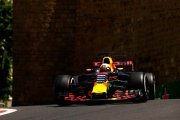 Ricciardo ravi de la compétitivité de la RB13 à Bakou