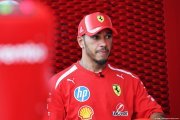 Hamilton fixe la priorité de Ferrari : 'ne pas partir sur les mauvais réglages'