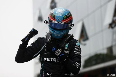Vowles : Russell s’est ’très bien’ adapté à Mercedes F1