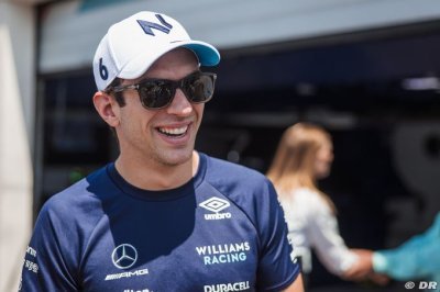 Victime d’injures et de menaces, Latifi soutient la nouvelle action de la F1