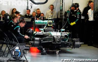 Mercedes porte plainte contre un de ses ingénieurs en partance vers Ferrari