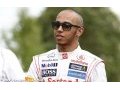 Mercedes officialise l'arrivée de Lewis Hamilton
