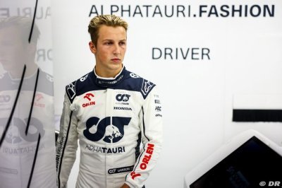 Lawson could steal injured Ricciardo’s F1 thunder