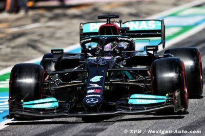 Red Bull and Honda doubt Mercedes has stopped developing car