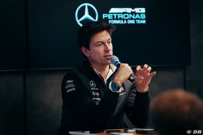 Russell&nbsp;: Wolff est un leader inspirant et un coureur dans l’âme