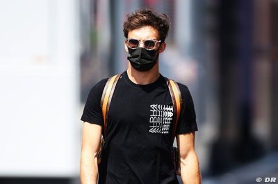  Gasly n’est pas trop frustré par la prolongation de Pérez 