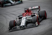 Alfa Romeo vise le top 10 en qualification