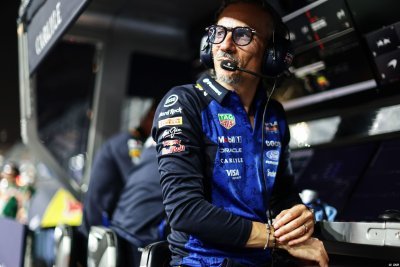 Une équipe Red Bull ’hors de contrôle’&nbsp;: Mekies salué pour sa gestion