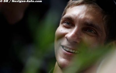 Ecclestone involved in Petrov’s race seat quest