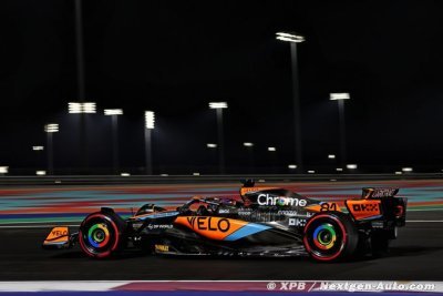 Les deux pilotes McLaren F1 piégés par les limites de piste