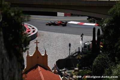Ricciardo better than Verstappen - Villeneuve