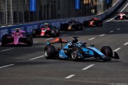 F2, Bakou, Course principale : Crawford résiste à Dürksen pour s'imposer
