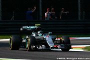 Rosberg takes Italian GP win as Hamilton loses out at start
