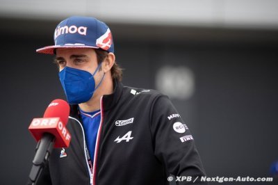 Alonso pèse le risque que représentent les Qualifications Sprint