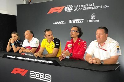 Les patrons réagissent aux rumeurs de départ de Chase Carey