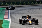 Verstappen would look good in silver - Mercedes CEO