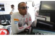 Stewart, Coulthard, advise Hamilton to stay