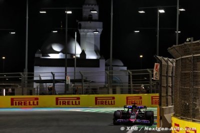 Alpine F1 ’manque de performance’ et est ’loin de la Q2’