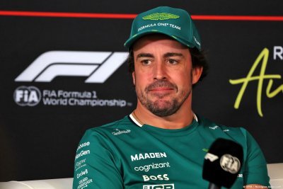 Alonso and Sainz renew criticism of F1 TV coverage