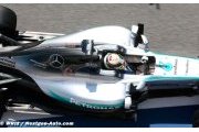 Hamilton warns Rosberg against 'momentum' hopes