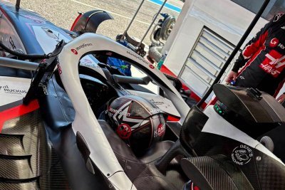 Kobayashi a retrouvé le volant d’une F1 avec Haas au Paul Ricard