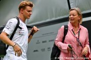 Schumacher devrait rester réserviste de Mercedes F1 en 2025