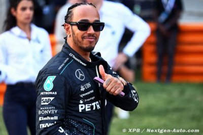 La F1 aime ’les histoires’ mais Hamilton préfère ’les batailles en piste’