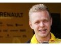 Magnussen quiet over Renault's young drivers